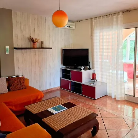 Sunflower House *